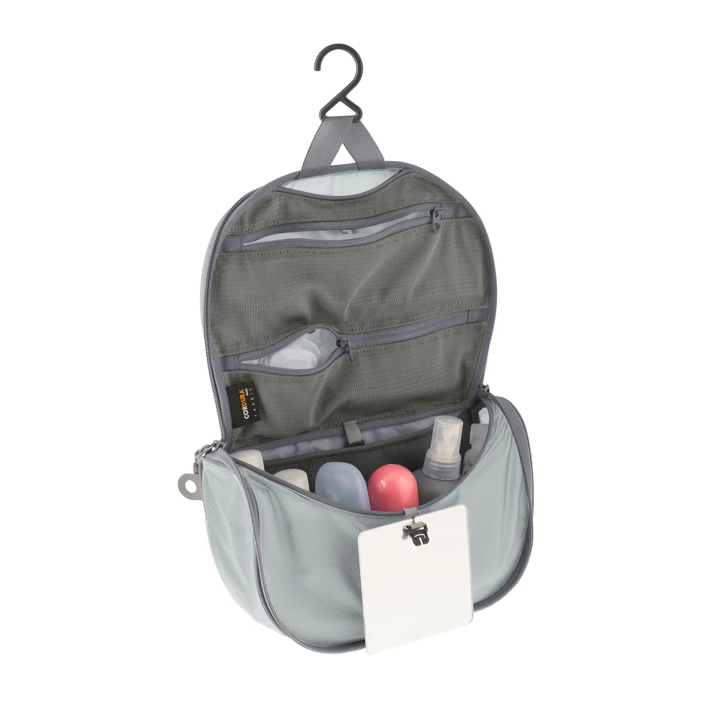 Sea to Summit Hanging Toiletry Bag Small Review: Light organization for a restrained wash kit