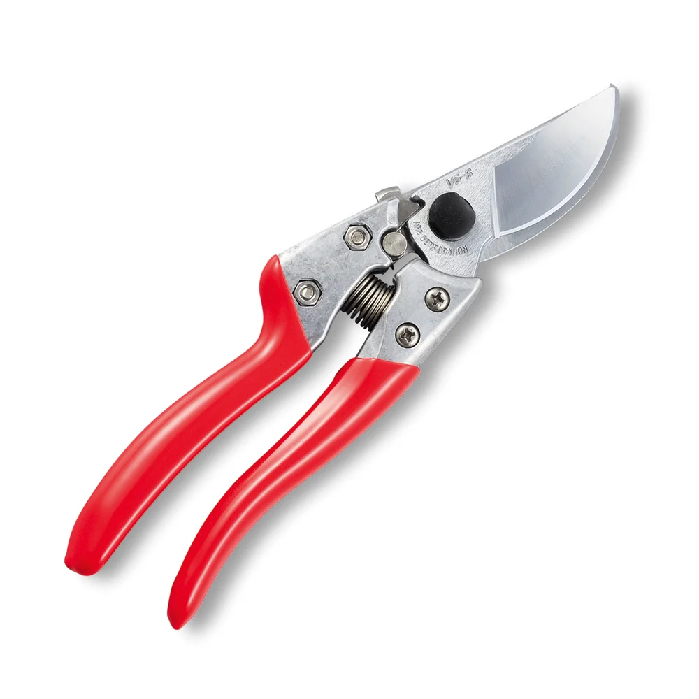 ARS VS-8Z Review: A serviceable bypass pruner with a substantial hand fit