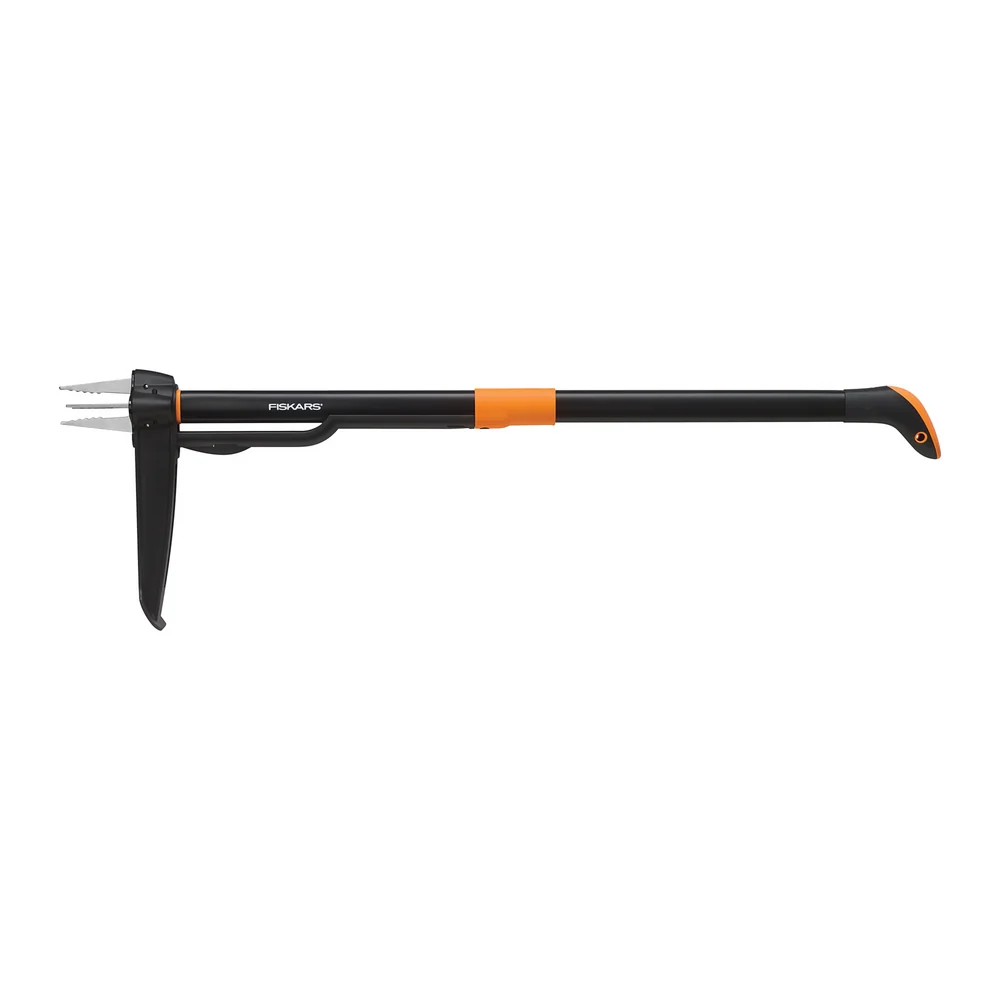 Fiskars Four-Claw Stand-Up Weeder Review: A Targeted Tool for Individual Weeds